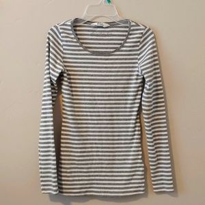 WOMENS SIZE SMALL GRAY/WHITE STRETCH LONG SLEEVE